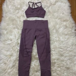 Mauve gym leggings and sports bra